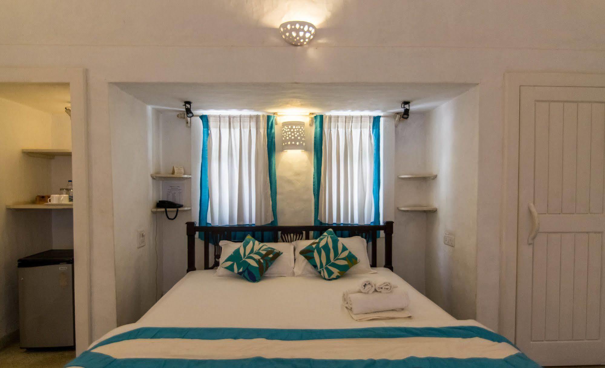 Wildflower Villas - All Villa Hotel, Family Run 칸돌림 외부 사진
